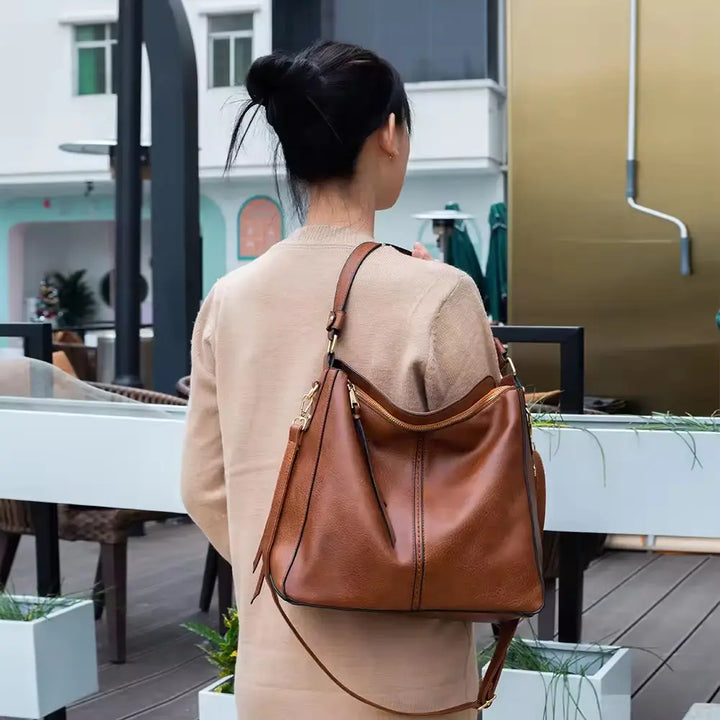 Sac hobo à poche cachée