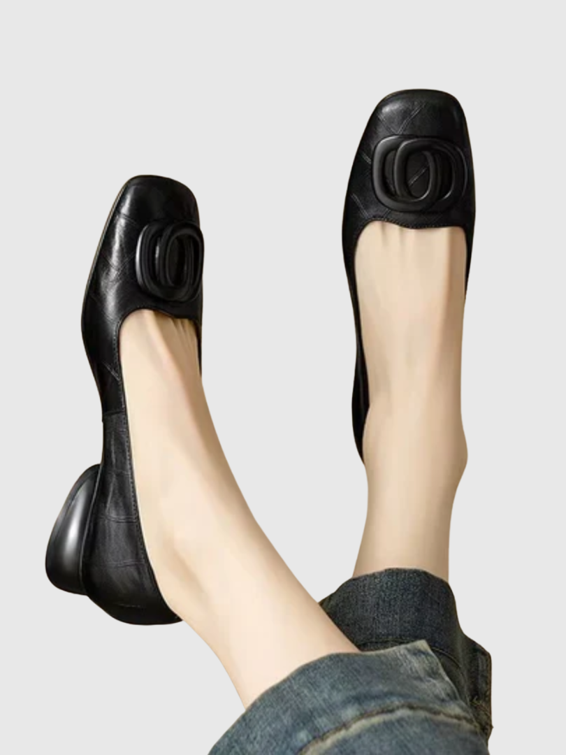 Huguette | Ballerines en Cuir à Bout Carré – vue de face