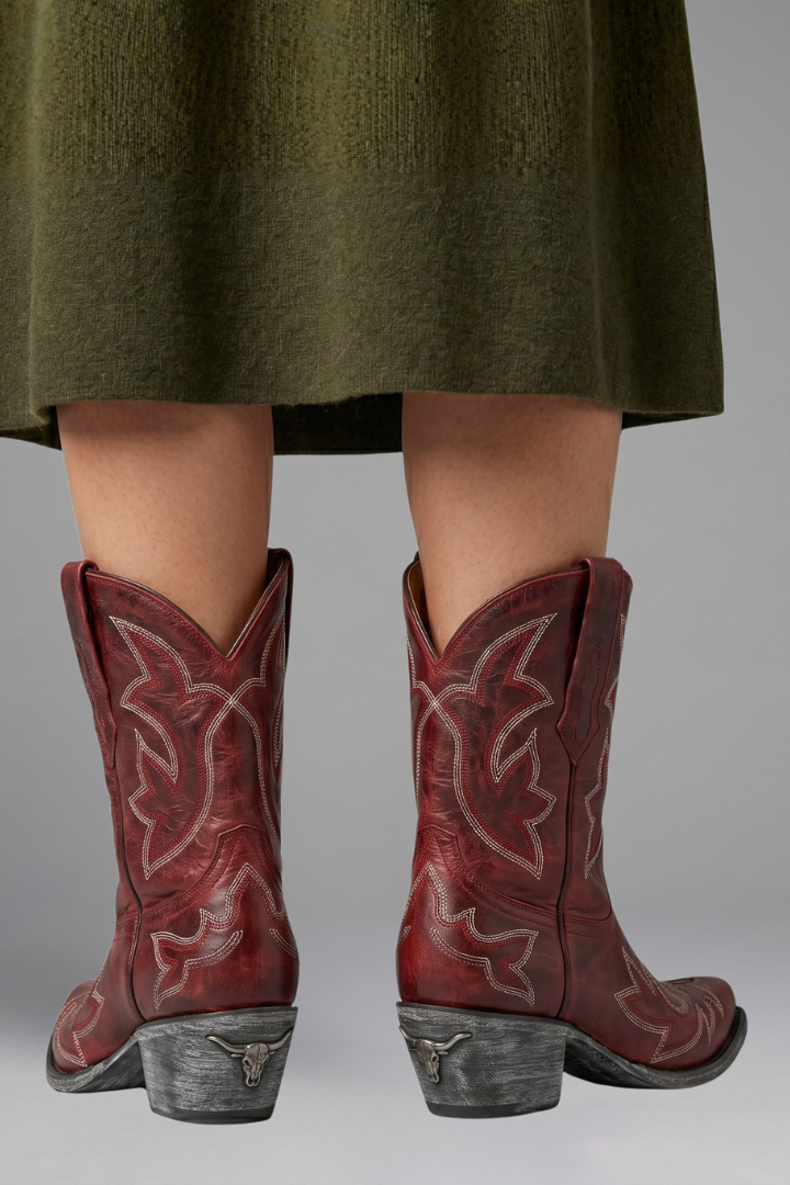 Bottines brodées style western - vue portée