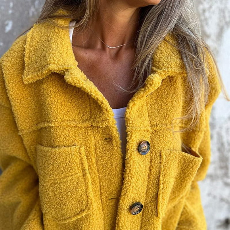 Veste en fausse fourrure - vue portée